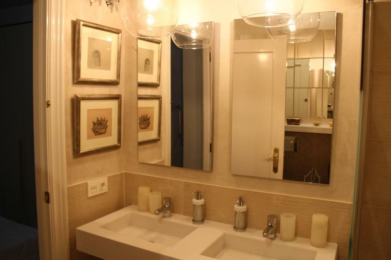 Luxurious 2 Bedroom Flat In A Historic Building Sevilla Exterior foto